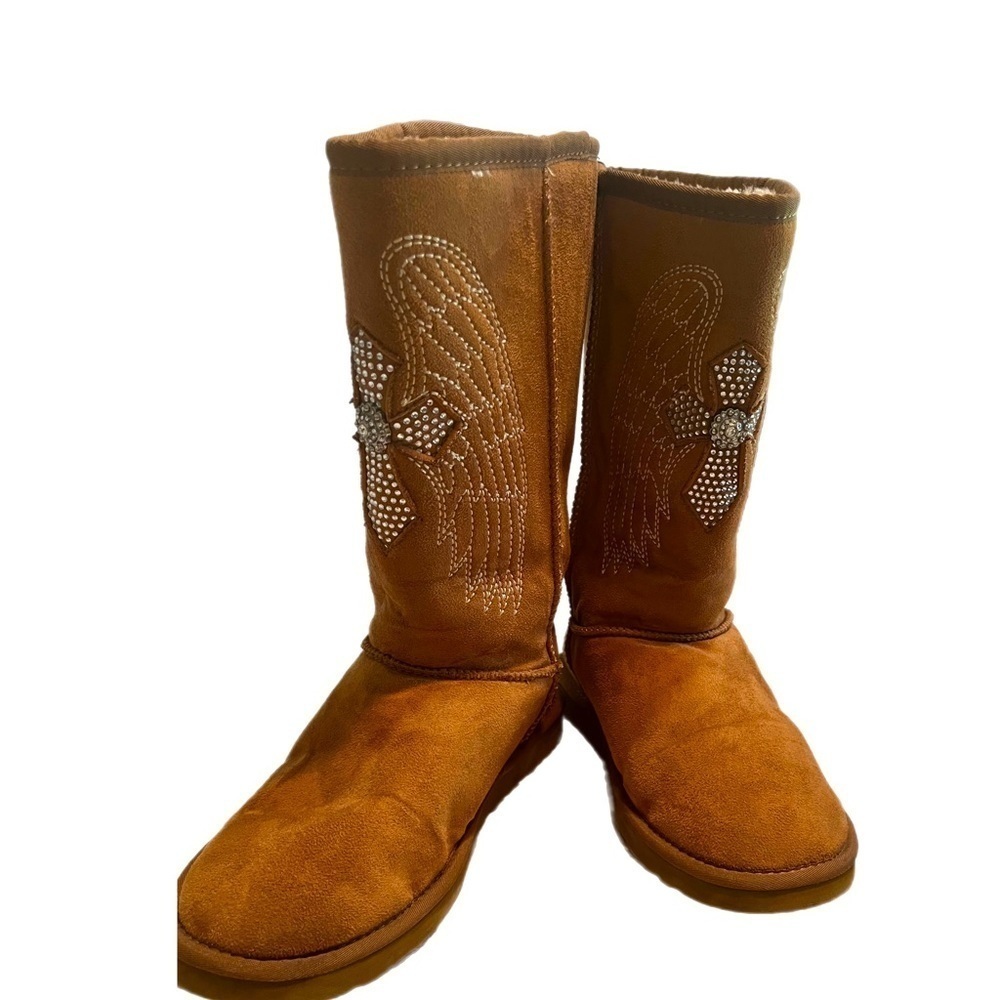 Montana West golden tan suede fur lined boots  angel wing cross design Sz 9